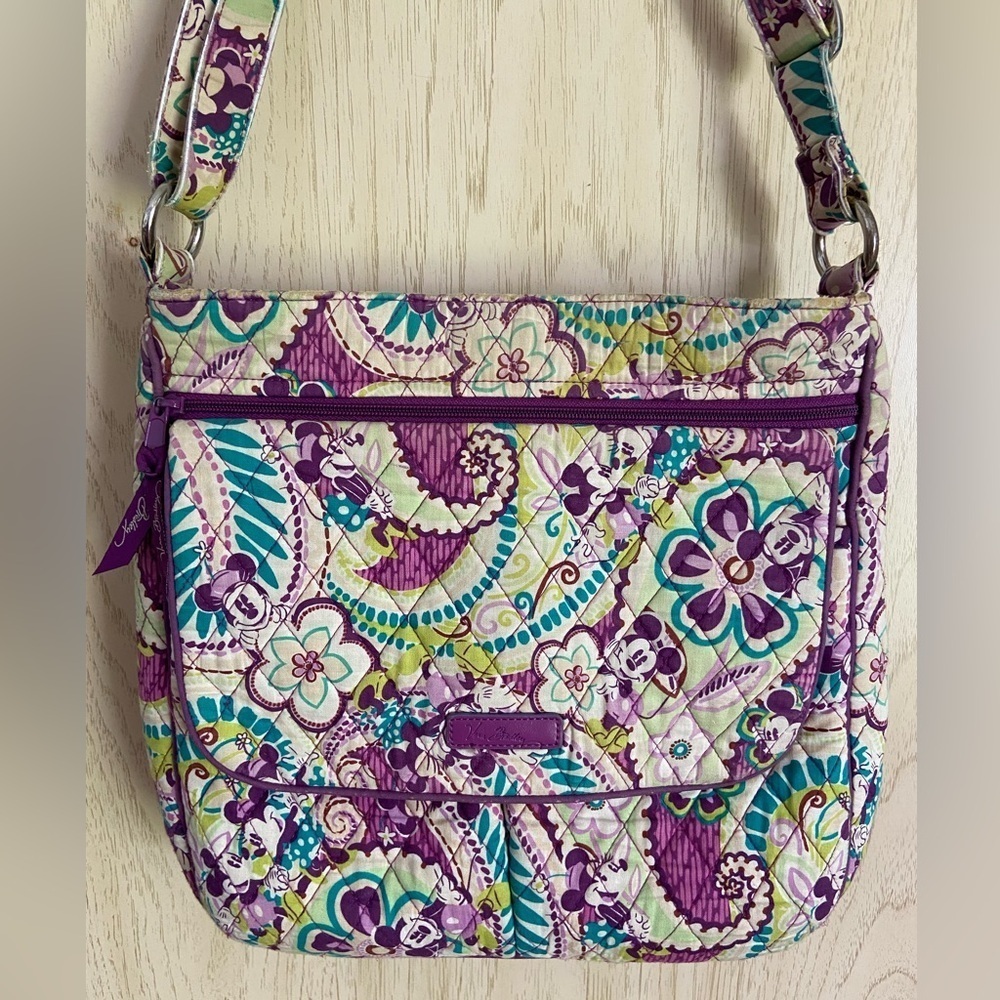 Vera Bradley Disney Parks Plums Up Mickey Mailbag READ